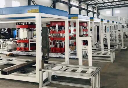 正負(fù)壓多工位成型機(jī)開機(jī)前的檢查